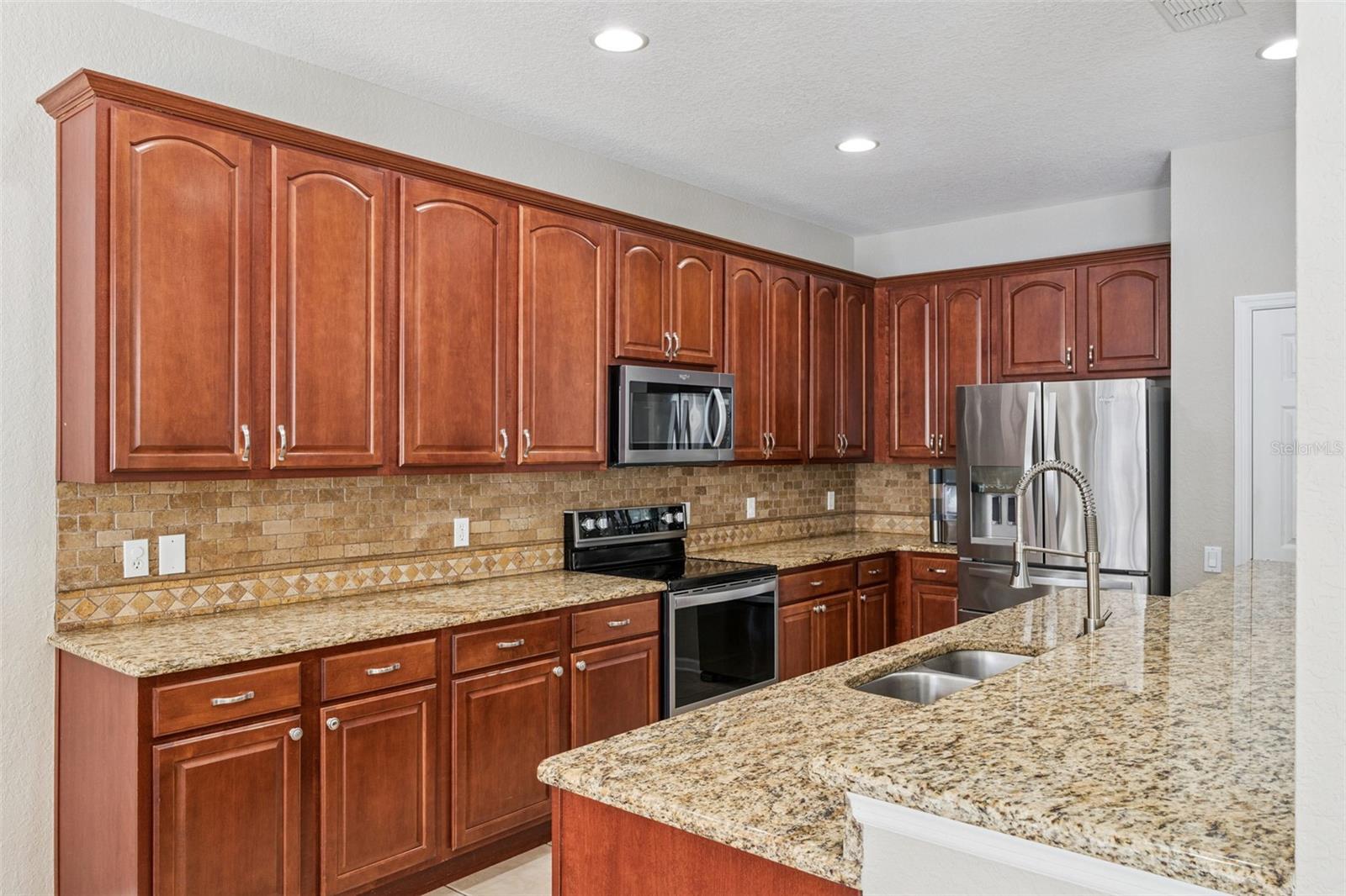 SPRING ISLE - Residential