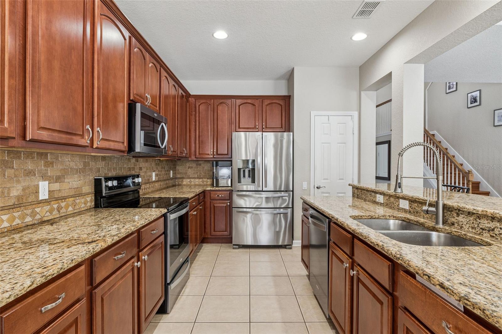 SPRING ISLE - Residential