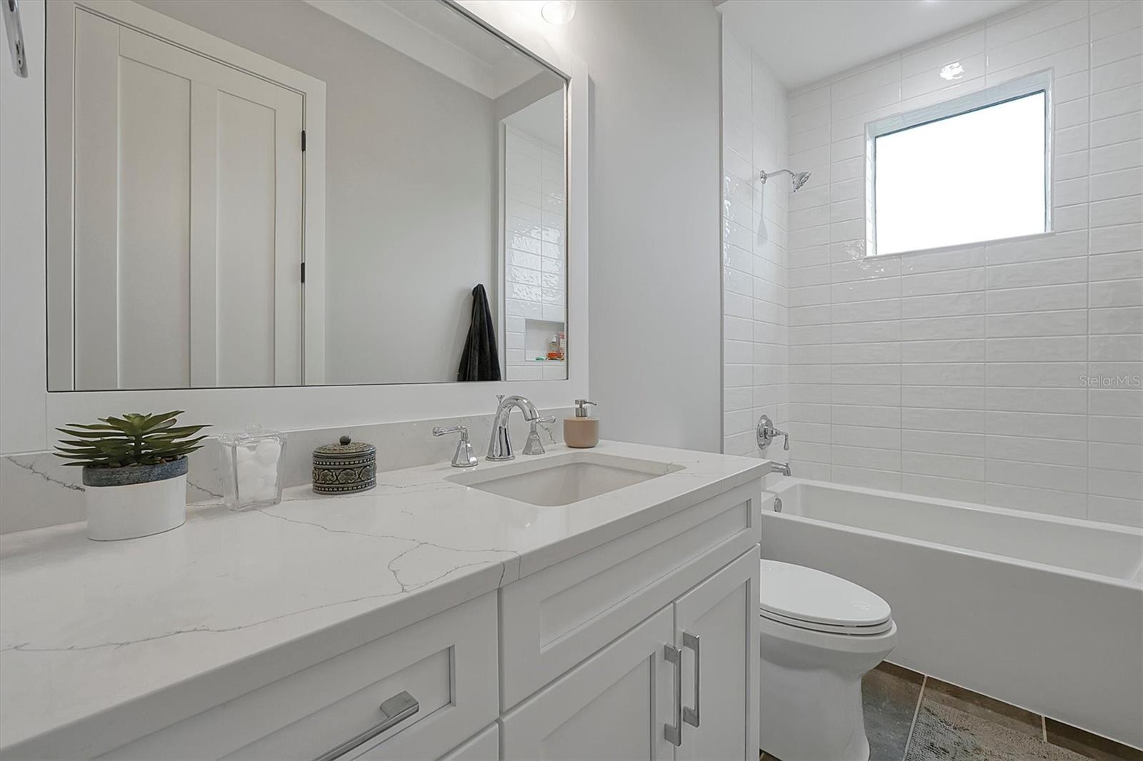 BELLA VITA ESTATES - Residential