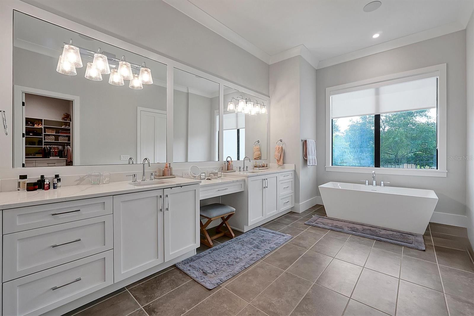 BELLA VITA ESTATES - Residential