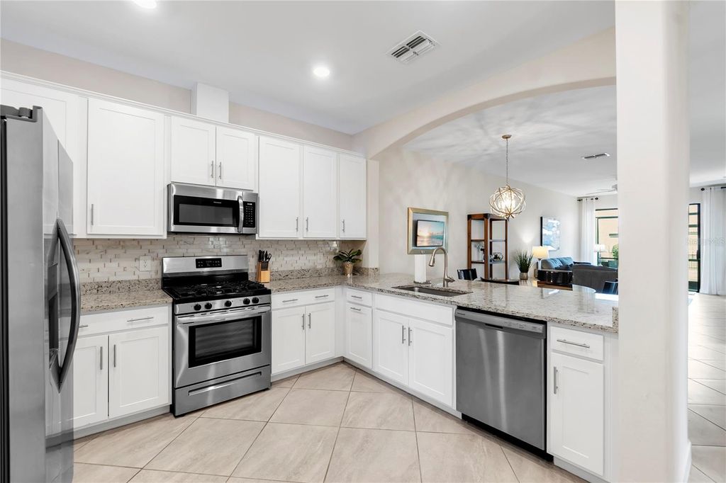 Photo of 5335 White Sand Cove, Bradenton, FL 34211 (MLS # A4675358)