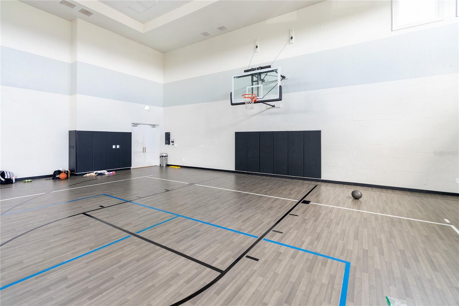 LORRAINE LAKES PH I - Residential