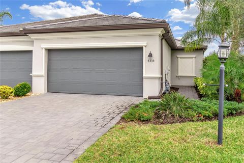 Photo of 5335 White Sand Cove, Bradenton, FL 34211 (MLS # A4675358)