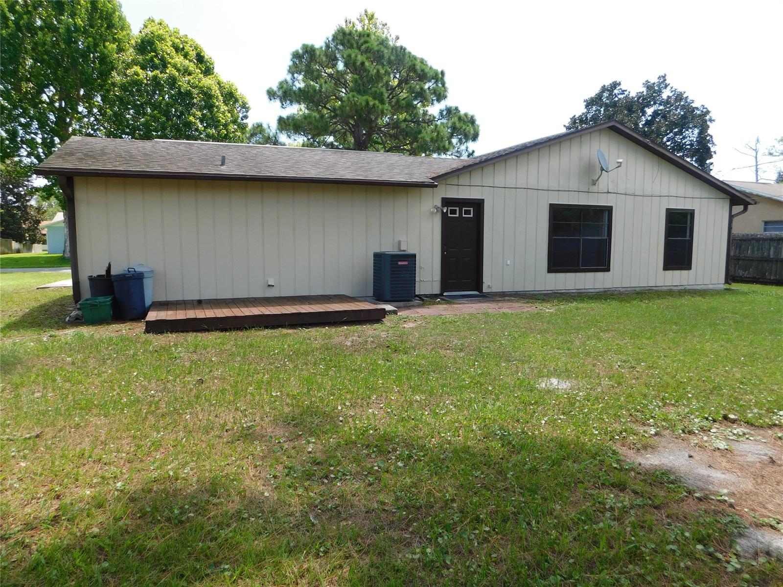 Florida Shores 01 - Residential