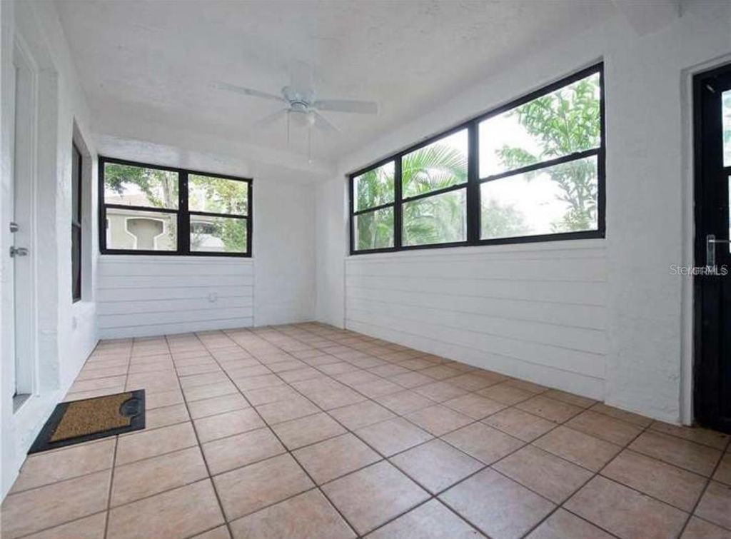 Photo of 3124 S Semoran Boulevard #202, Orlando, FL 32822 (MLS # S5136708)