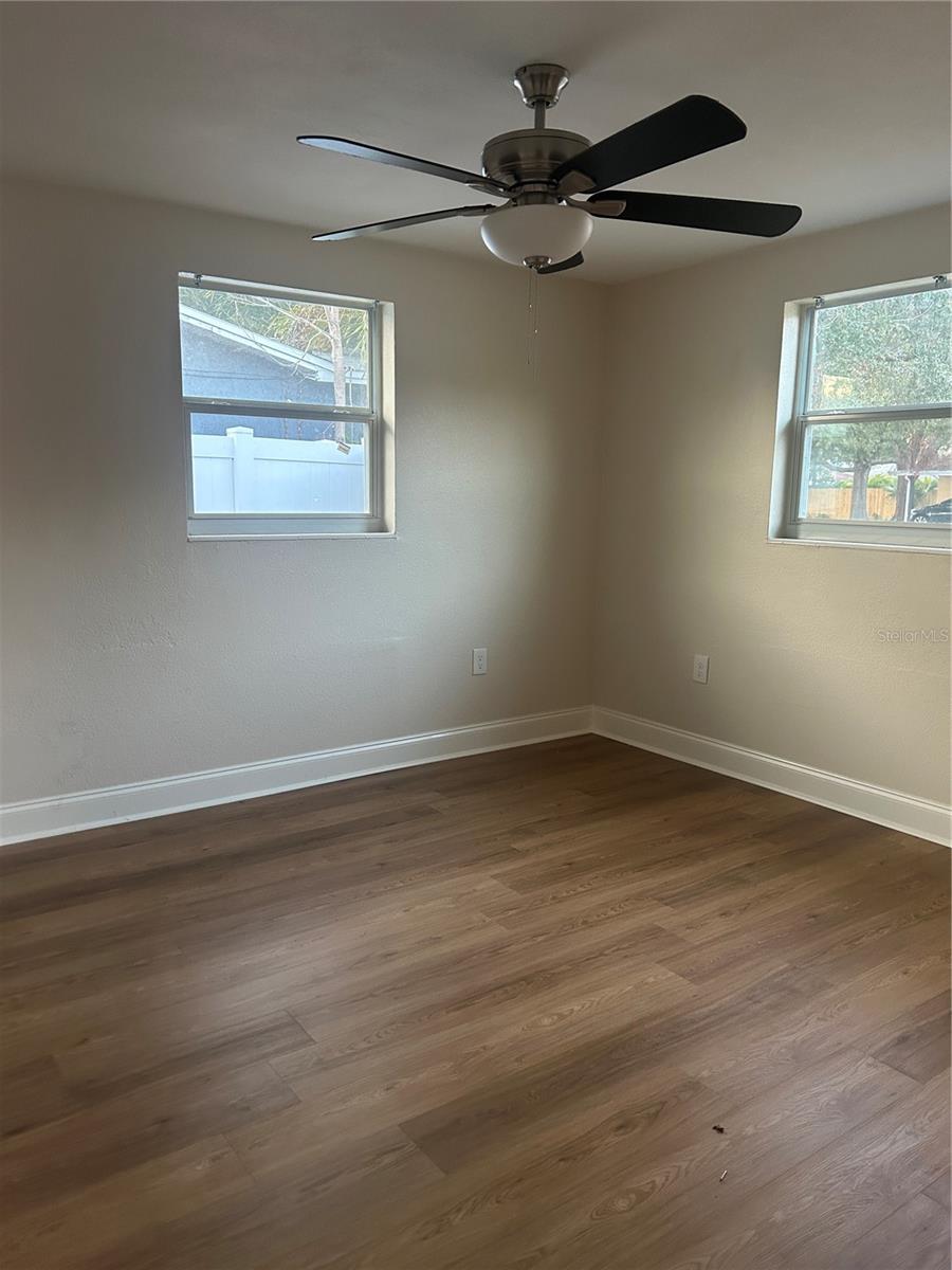 LAKE PALMS SEC 2 - Residential Income