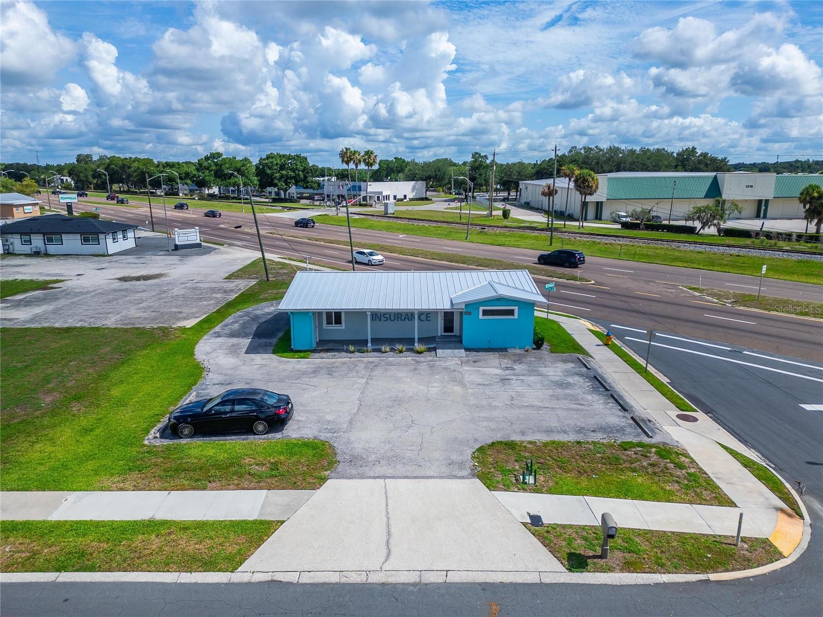 1233 BARTOW ROAD