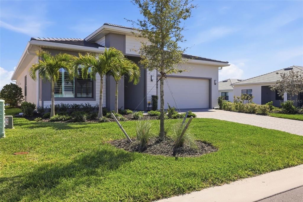 Photo of 19406 Indian Rock Place, Lakewood Ranch, FL 34211 (MLS # S5146296)