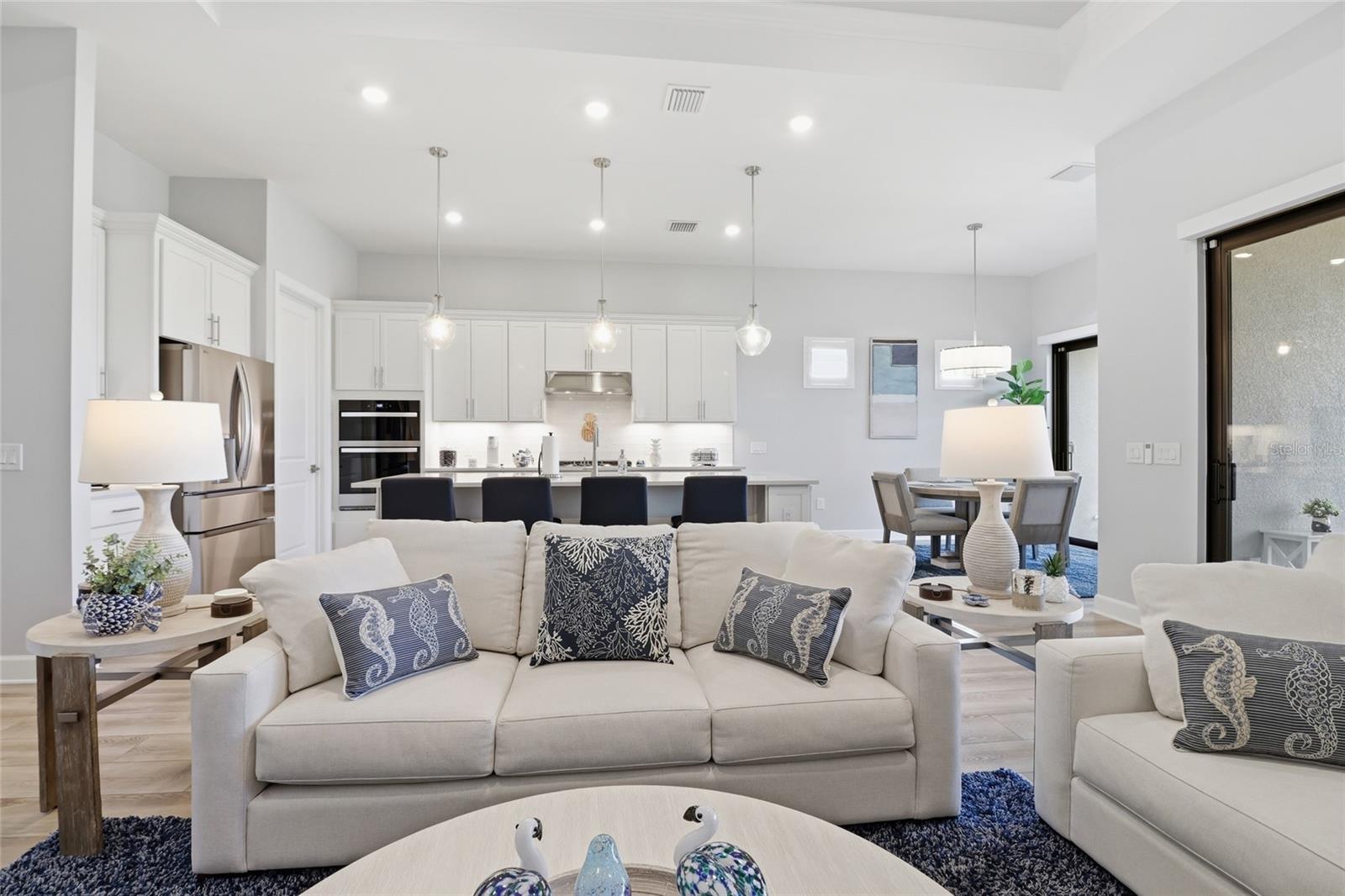 DEL WEBB-CATALINA/LKWOOD RANCH - Residential