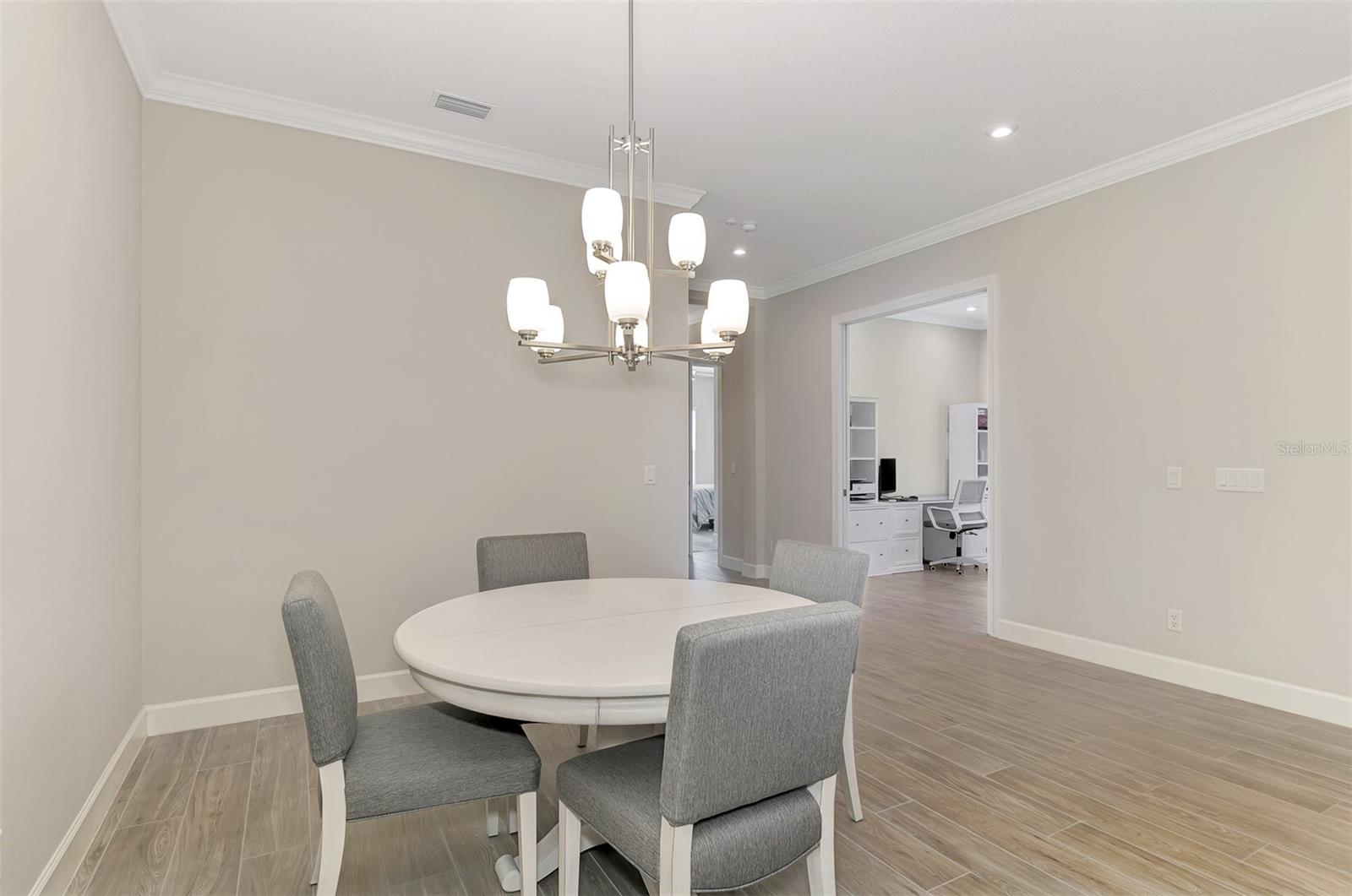 LEGACY ESTATES AT ESPLANADE ON PALMER RANCH - Residential