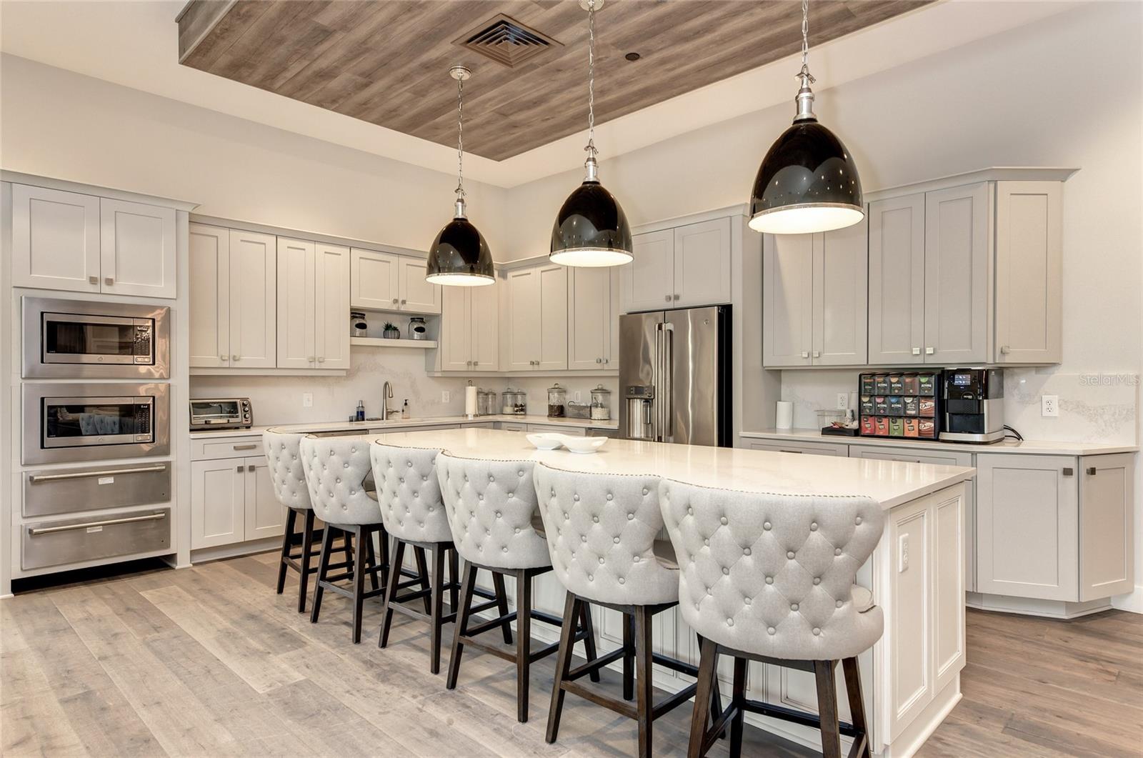 LEGACY ESTATES AT ESPLANADE ON PALMER RANCH - Residential