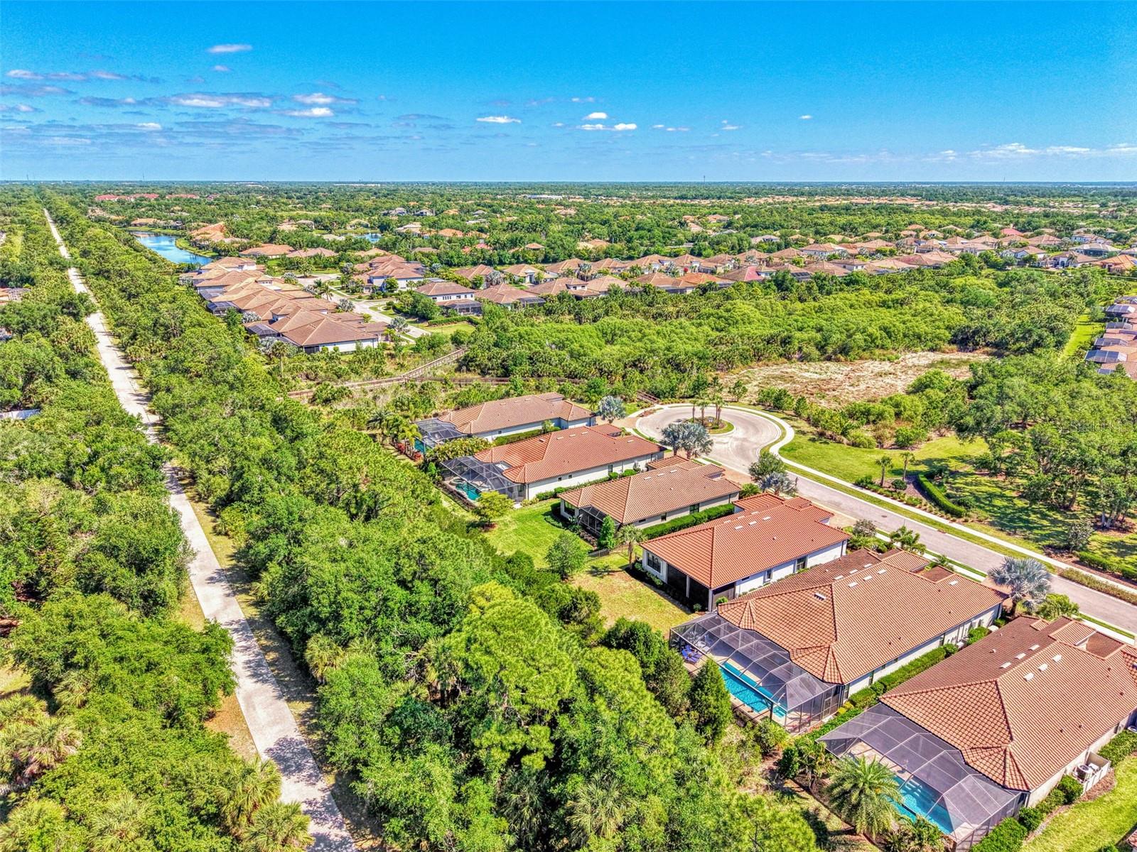 LEGACY ESTATES AT ESPLANADE ON PALMER RANCH - Residential