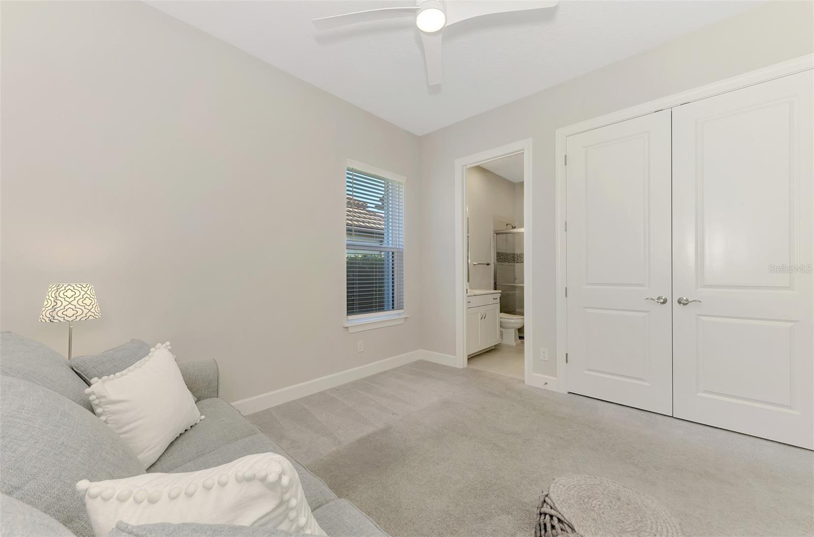 LEGACY ESTATES AT ESPLANADE ON PALMER RANCH - Residential