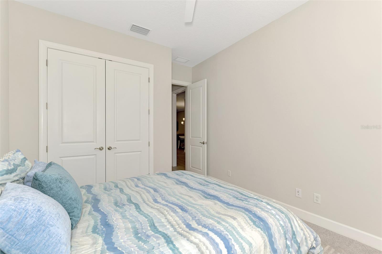 LEGACY ESTATES AT ESPLANADE ON PALMER RANCH - Residential