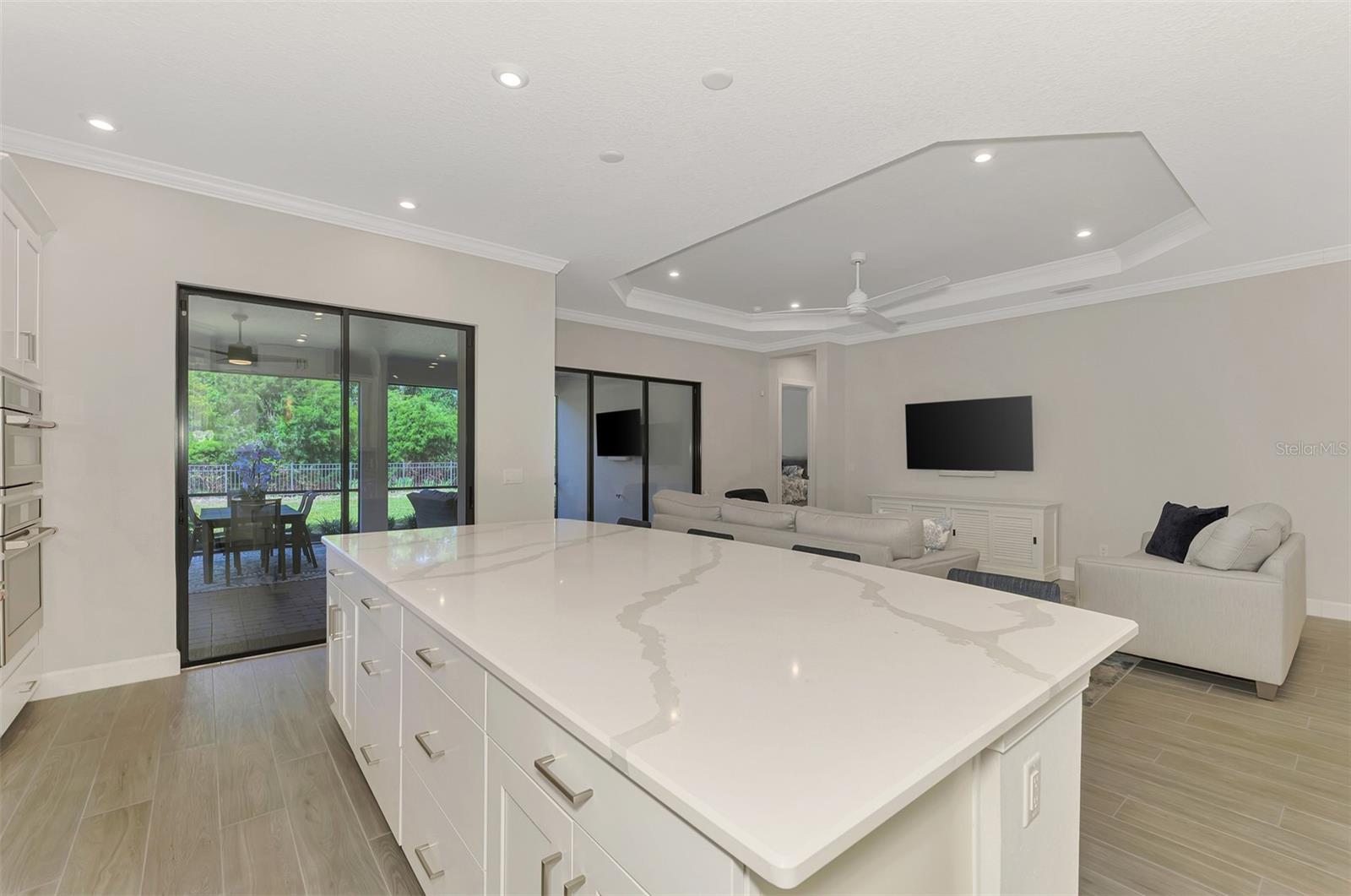 LEGACY ESTATES AT ESPLANADE ON PALMER RANCH - Residential