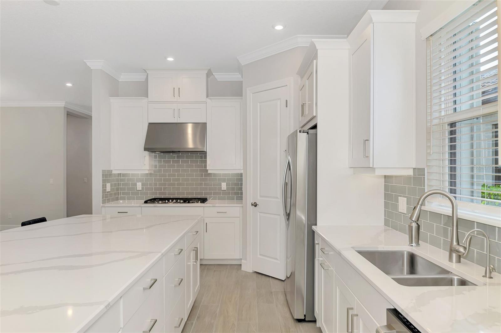 LEGACY ESTATES AT ESPLANADE ON PALMER RANCH - Residential