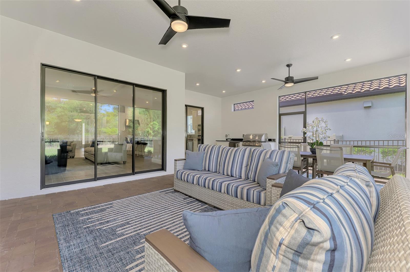 LEGACY ESTATES AT ESPLANADE ON PALMER RANCH - Residential