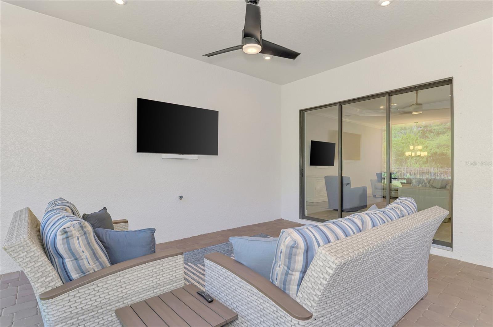 LEGACY ESTATES AT ESPLANADE ON PALMER RANCH - Residential