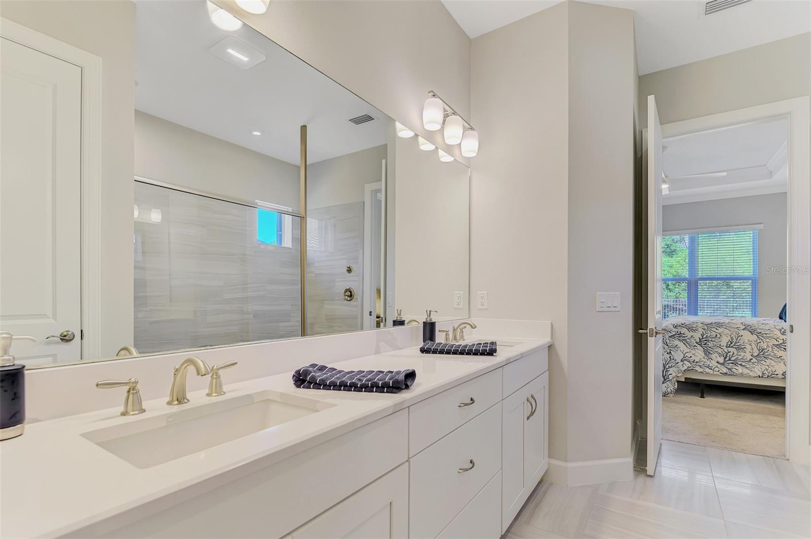 LEGACY ESTATES AT ESPLANADE ON PALMER RANCH - Residential