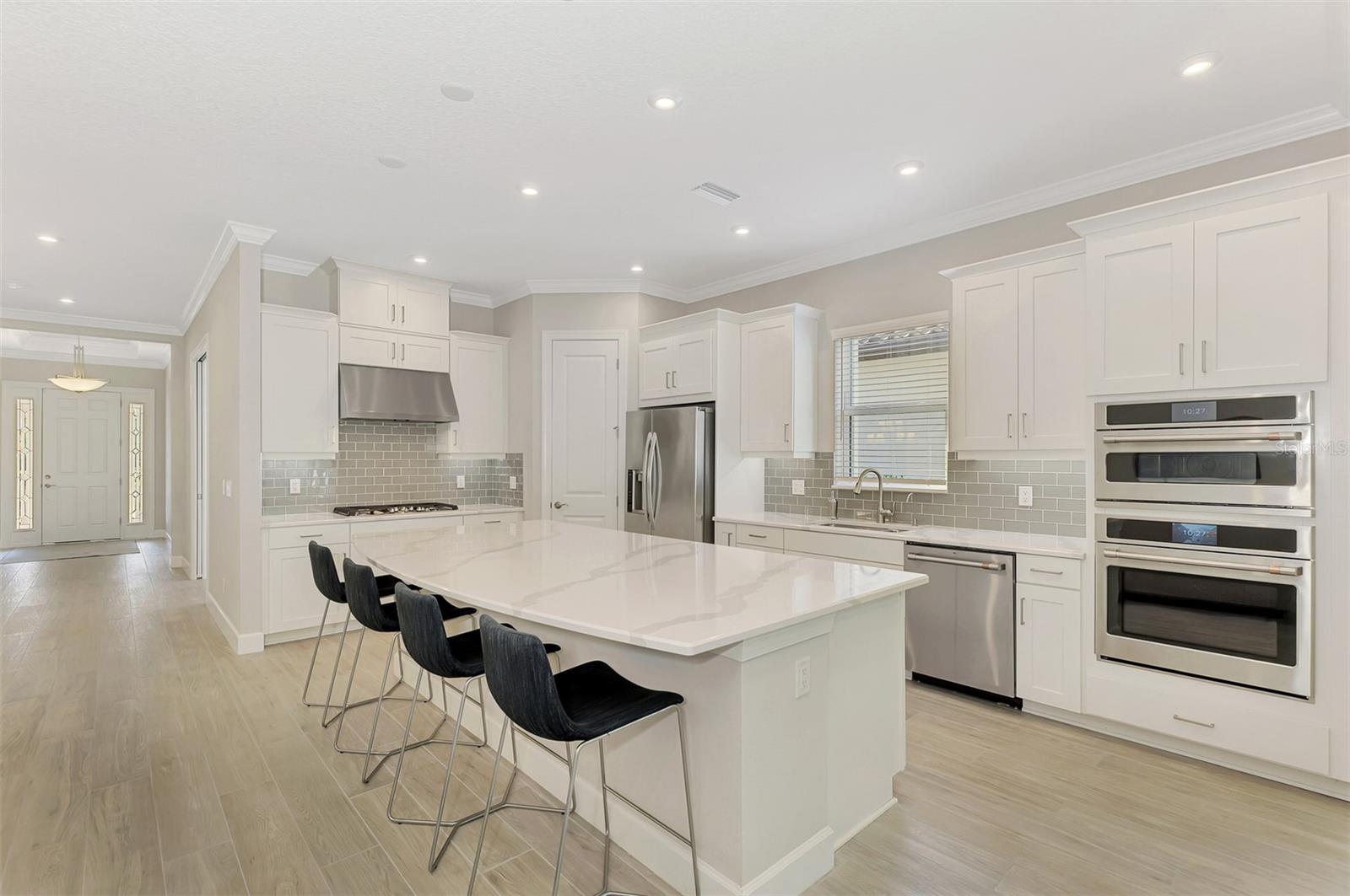 LEGACY ESTATES AT ESPLANADE ON PALMER RANCH - Residential