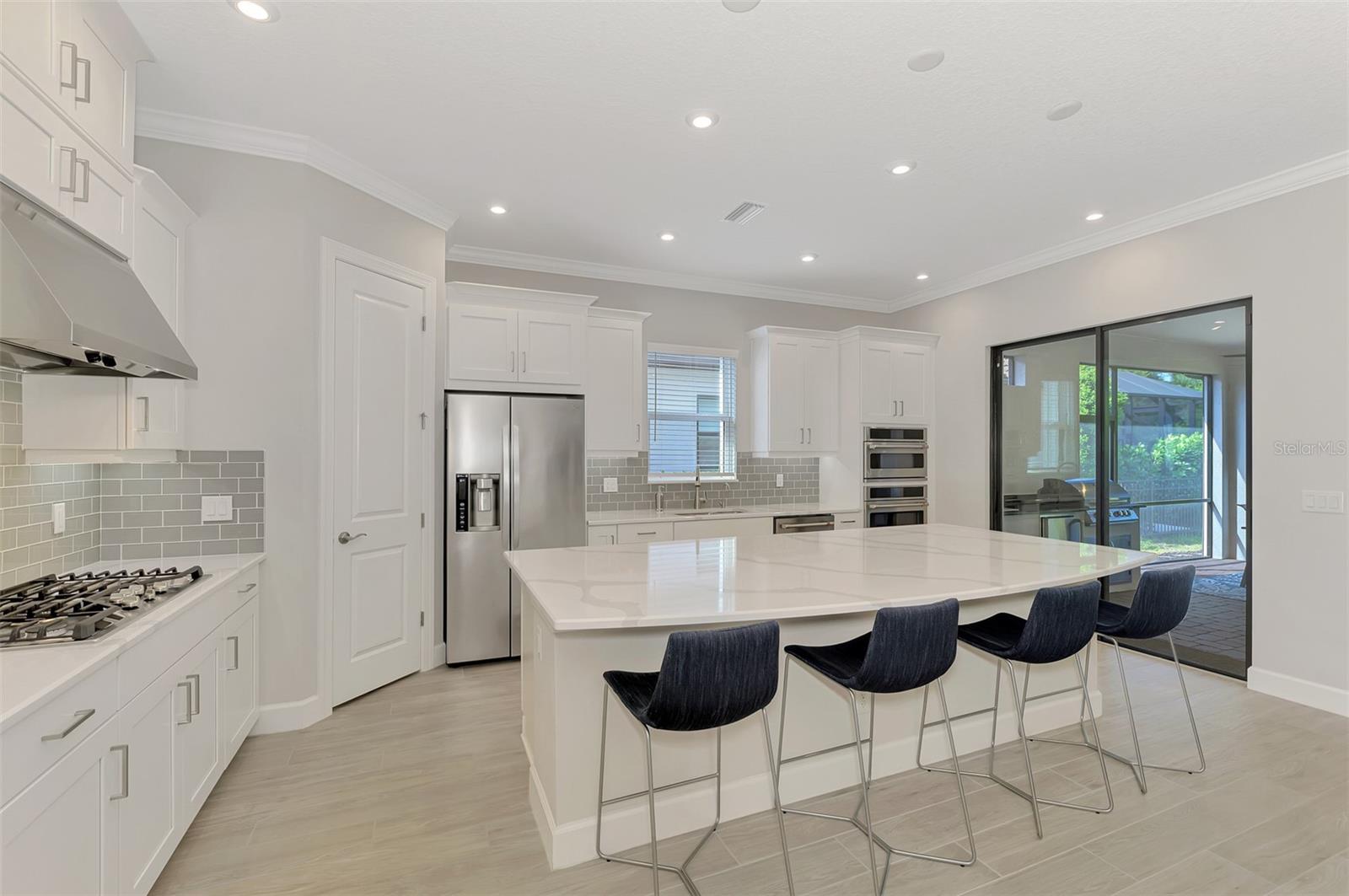 LEGACY ESTATES AT ESPLANADE ON PALMER RANCH - Residential