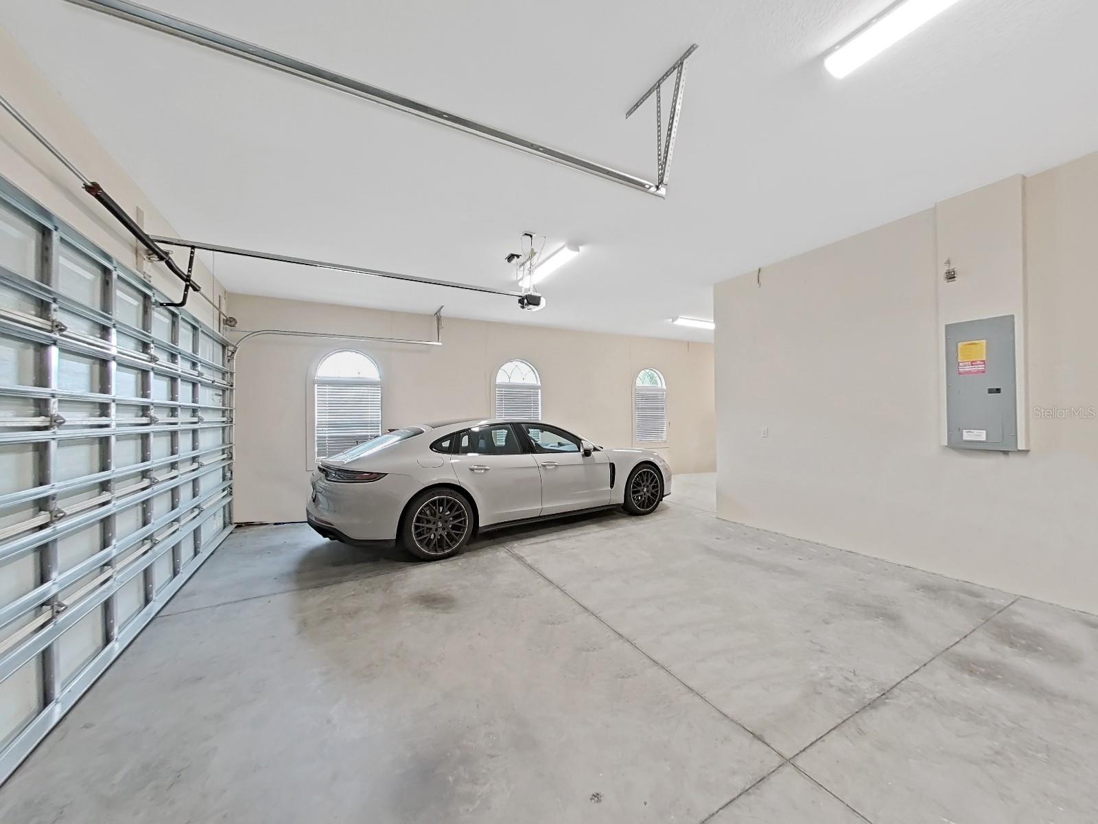 PARKER POINTE PH 01 - Residential