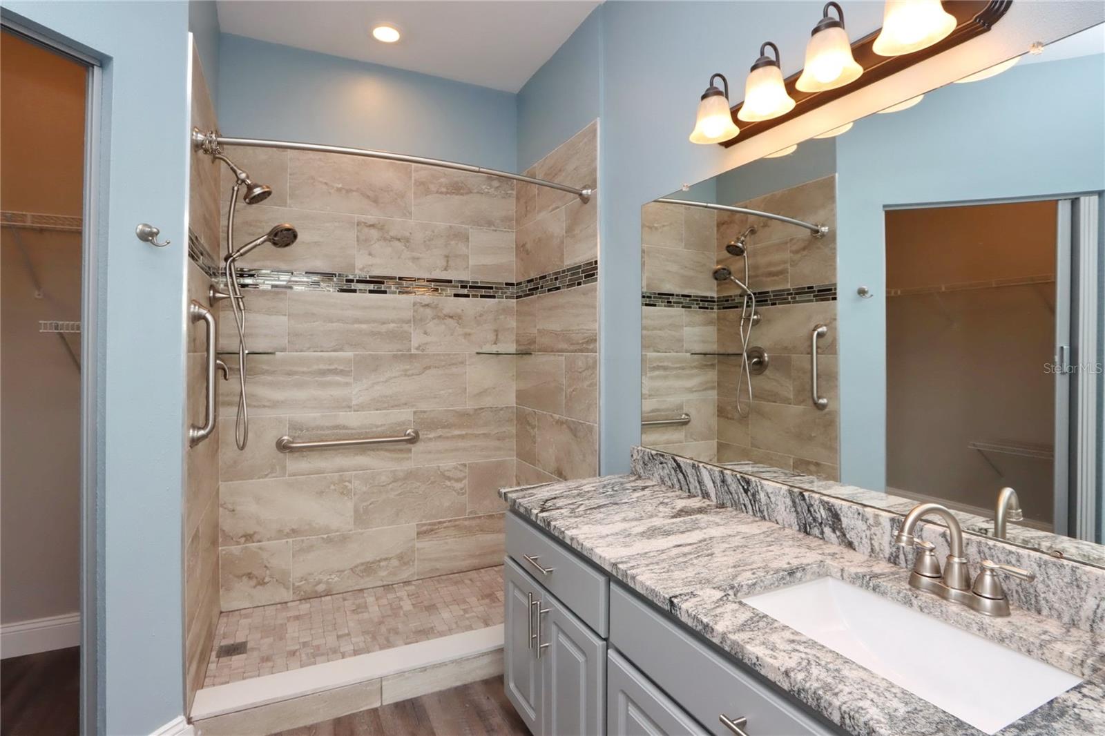 LAKE CHASE CONDO - Residential