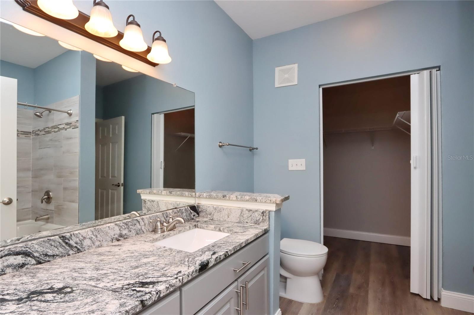 LAKE CHASE CONDO - Residential