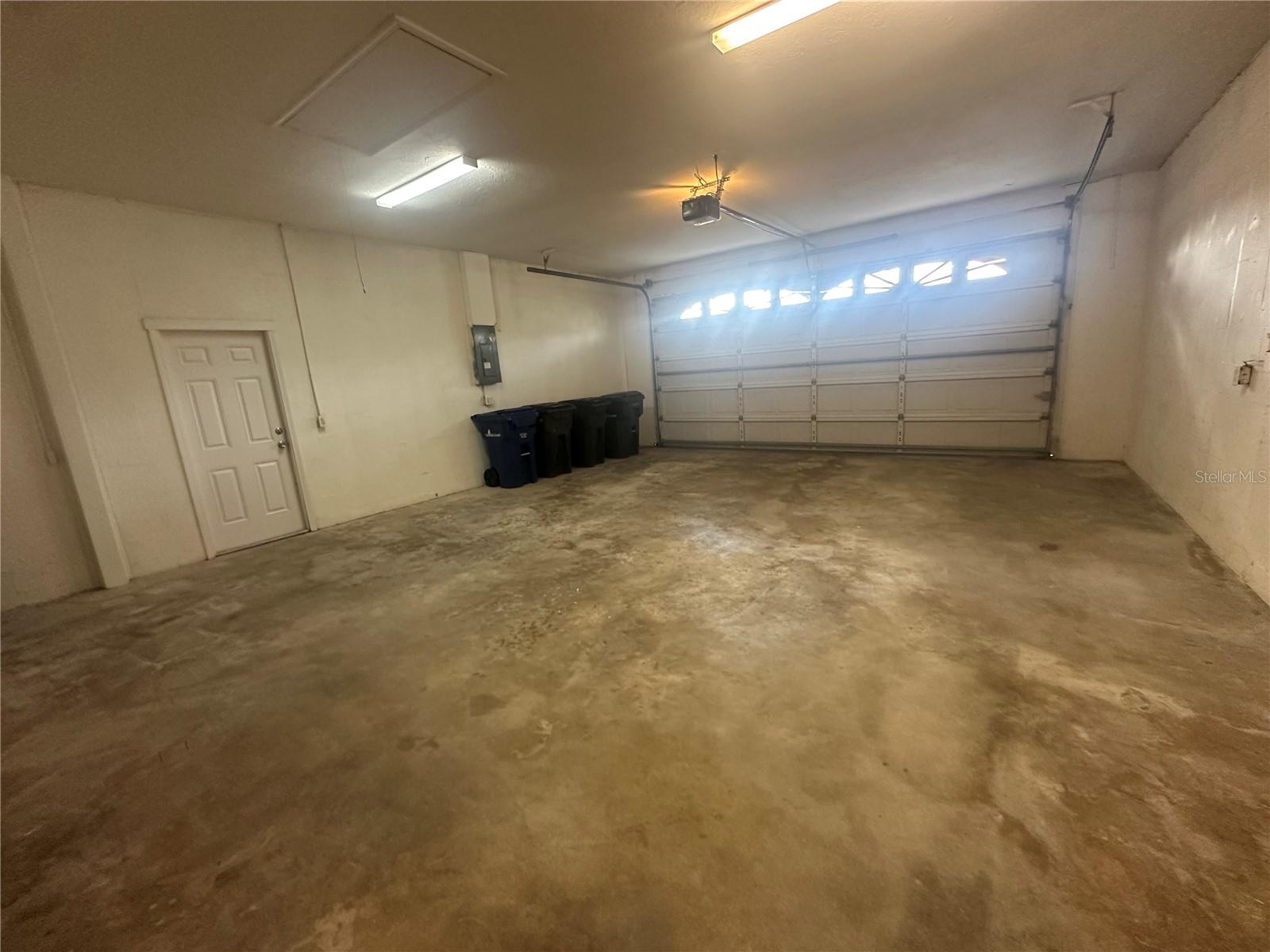 EMERALD GARDENS - Residential