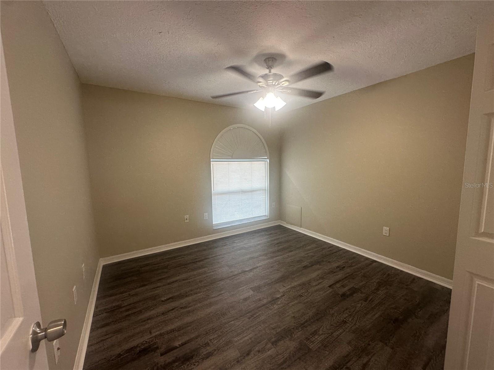 EMERALD GARDENS - Residential