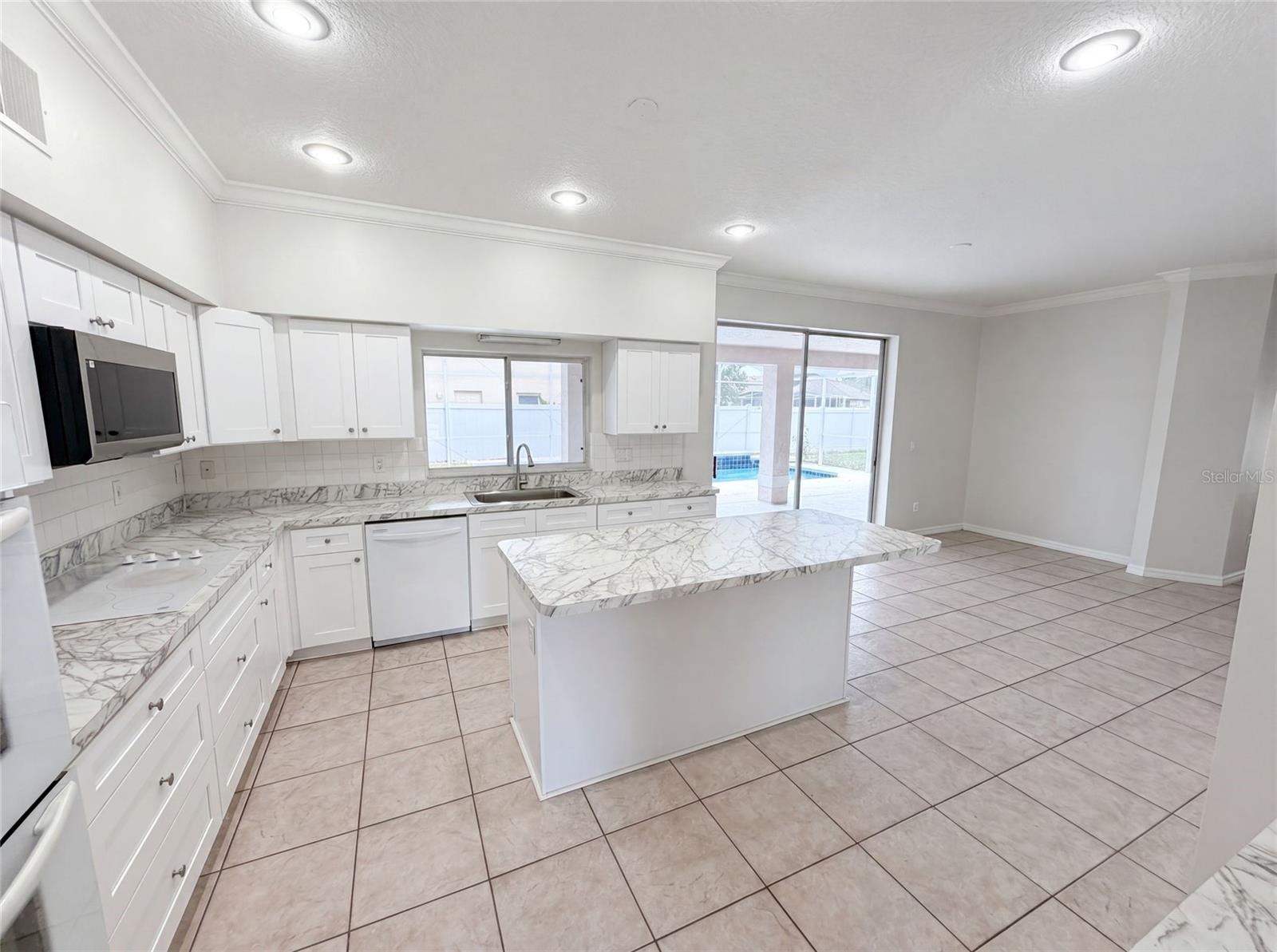 2270 BLOSSOMWOOD DRIVE