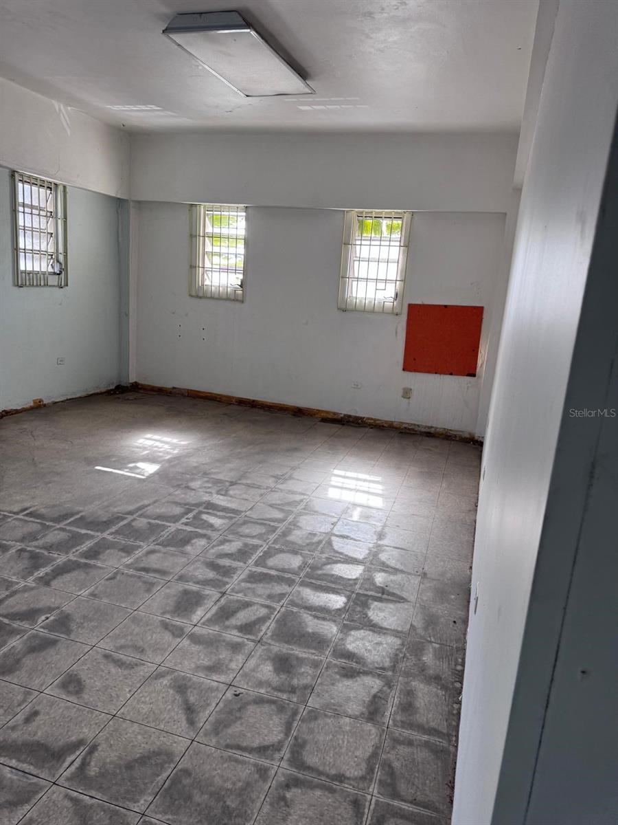 157 Ave SANTIAGO IGLESIAS