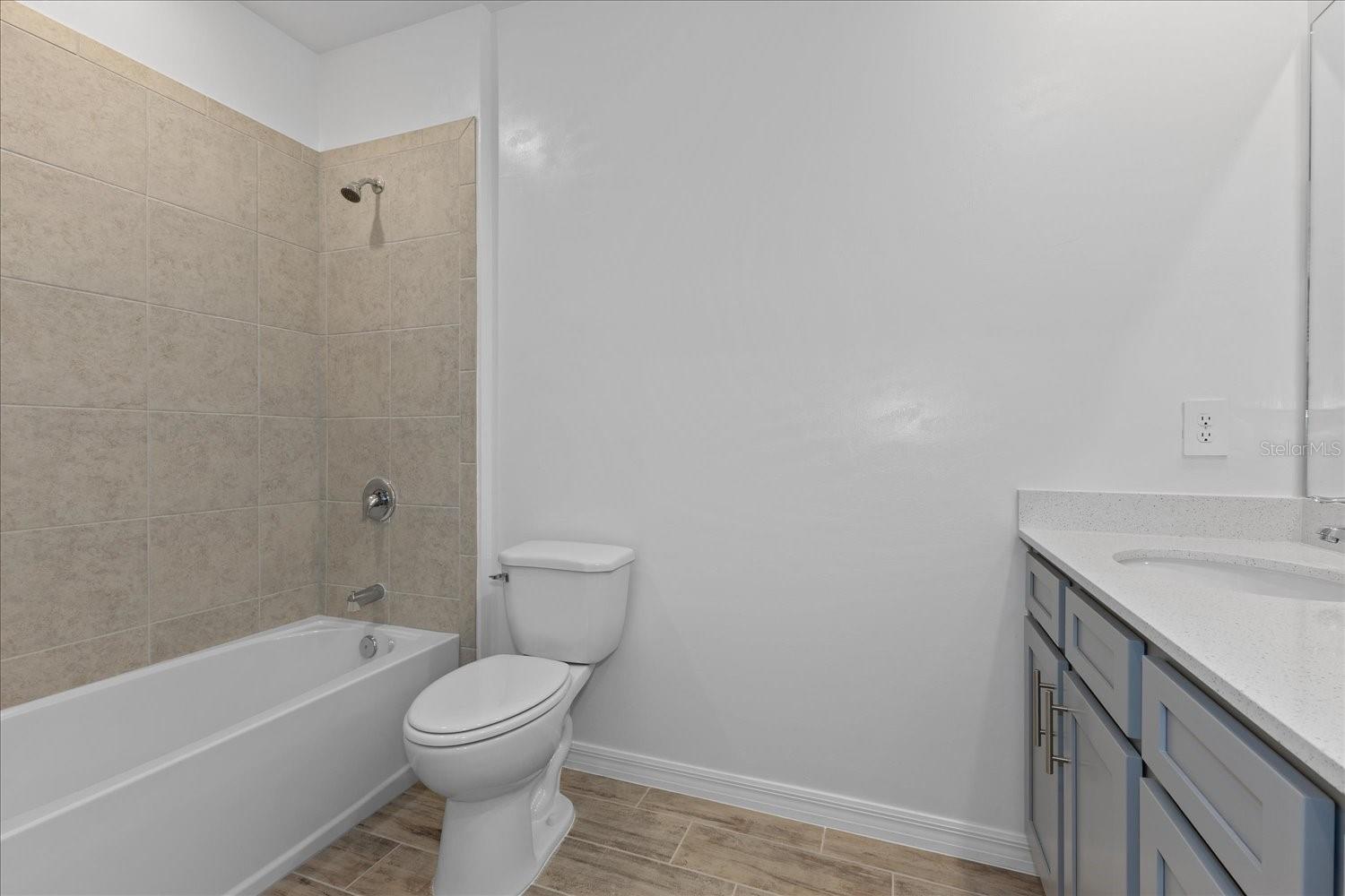 LIBERTY STATION TOWNHOMES - Residential