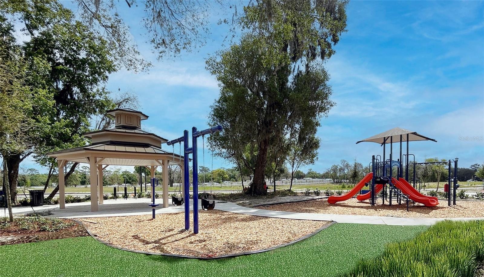 LIBERTY STATION TOWNHOMES - Residential