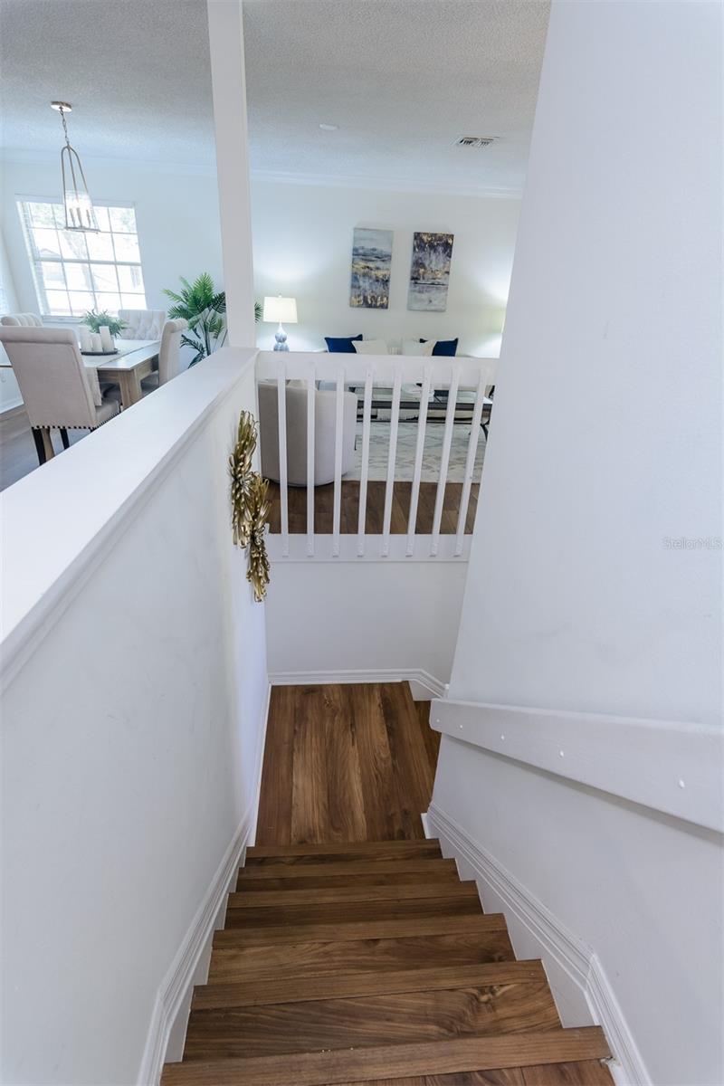 LAUREL OAKS AT COUNTRY WOODS CONDO - Residential