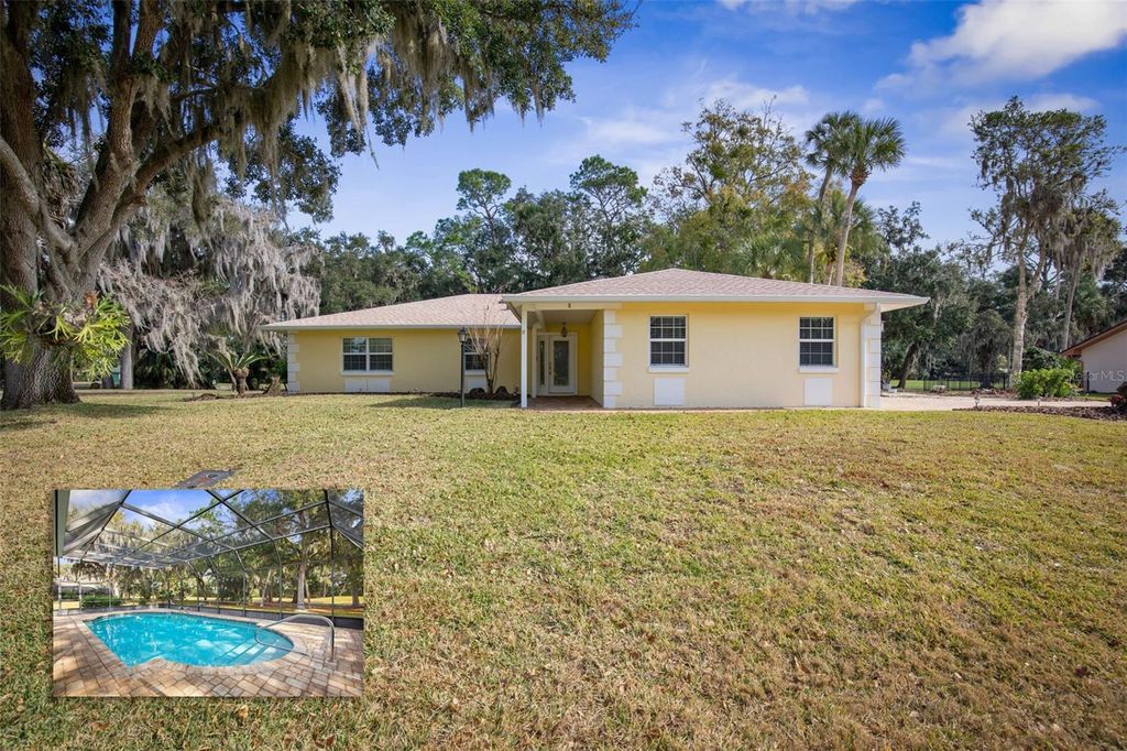 Photo of 8 Cole Place, Palm Coast, FL 32137 (MLS # FC315795)