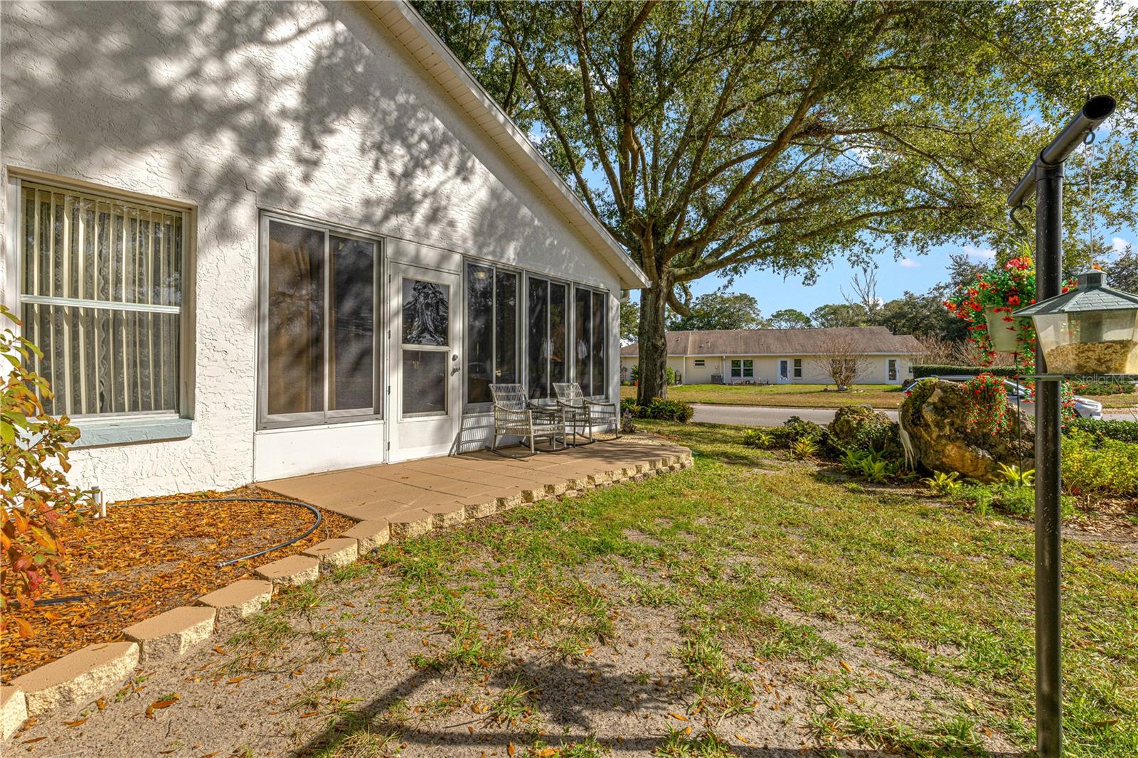 ON TOP OF THE WORLD - Residential