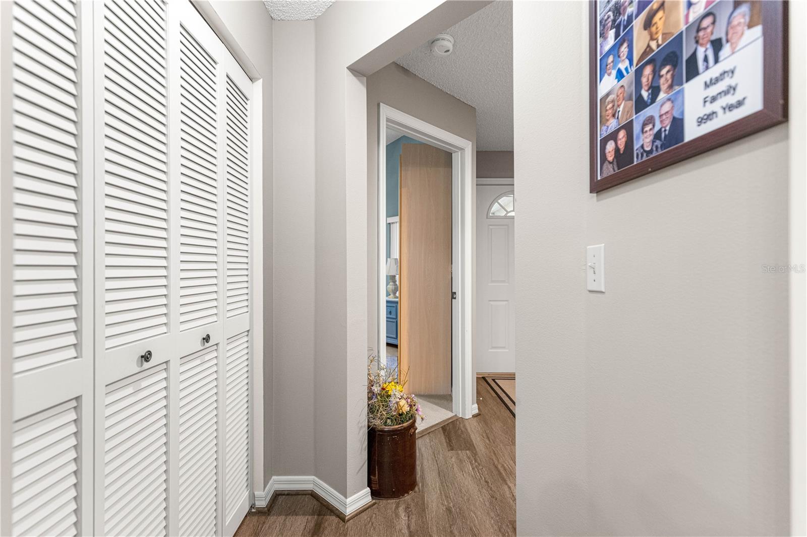 ON TOP OF THE WORLD - Residential