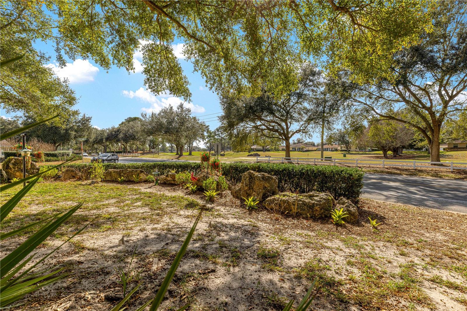 ON TOP OF THE WORLD - Residential