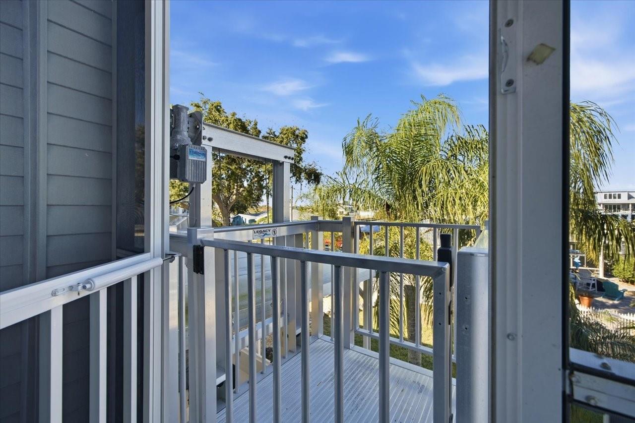 HERNANDO BEACH - Residential