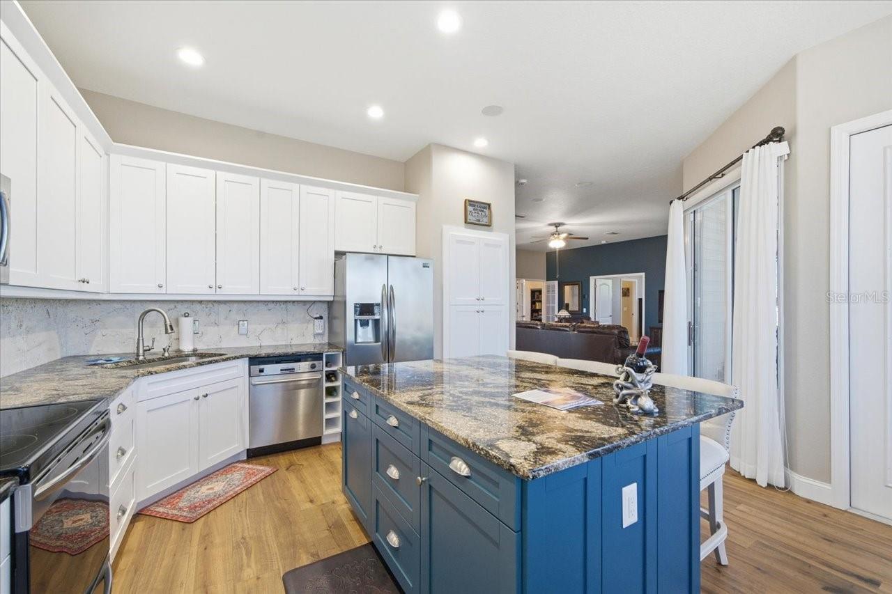 HERNANDO BEACH - Residential