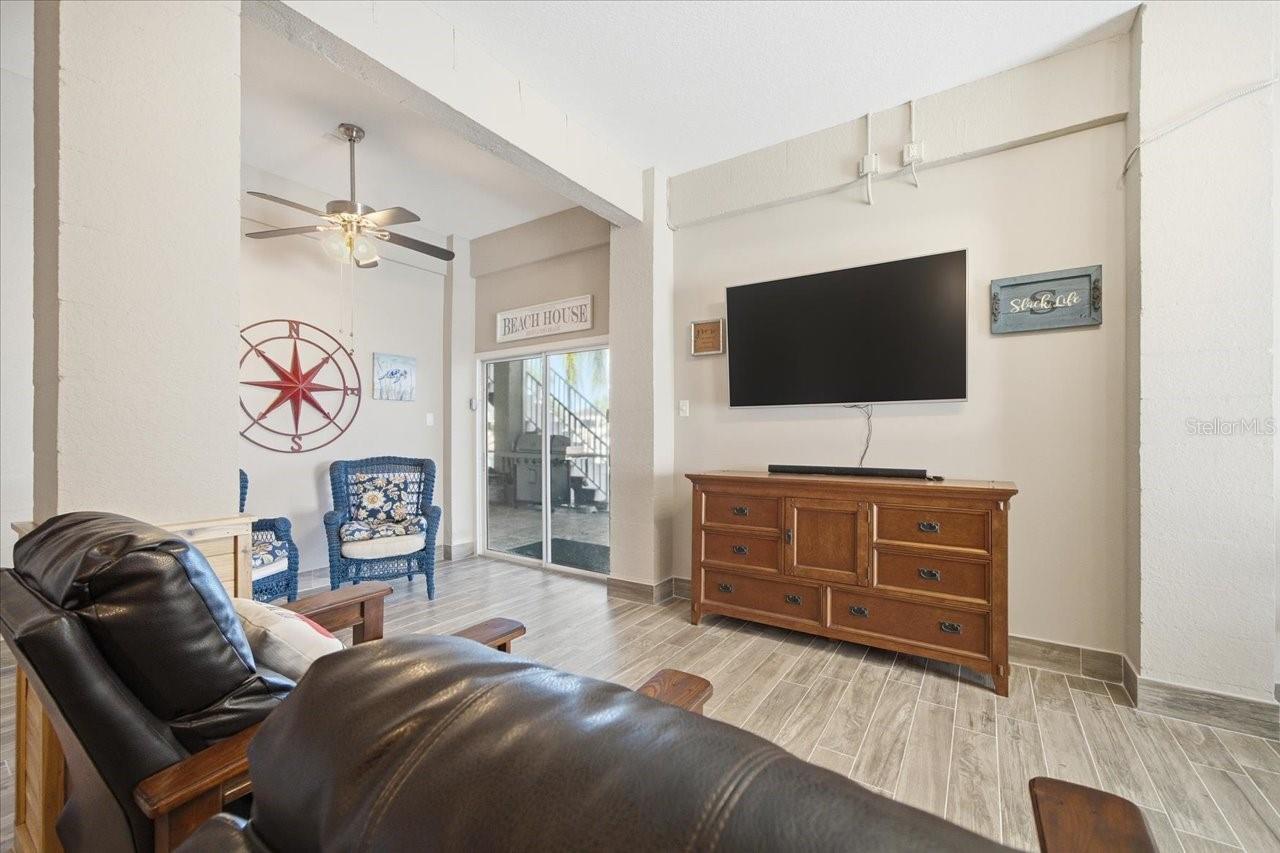 HERNANDO BEACH - Residential