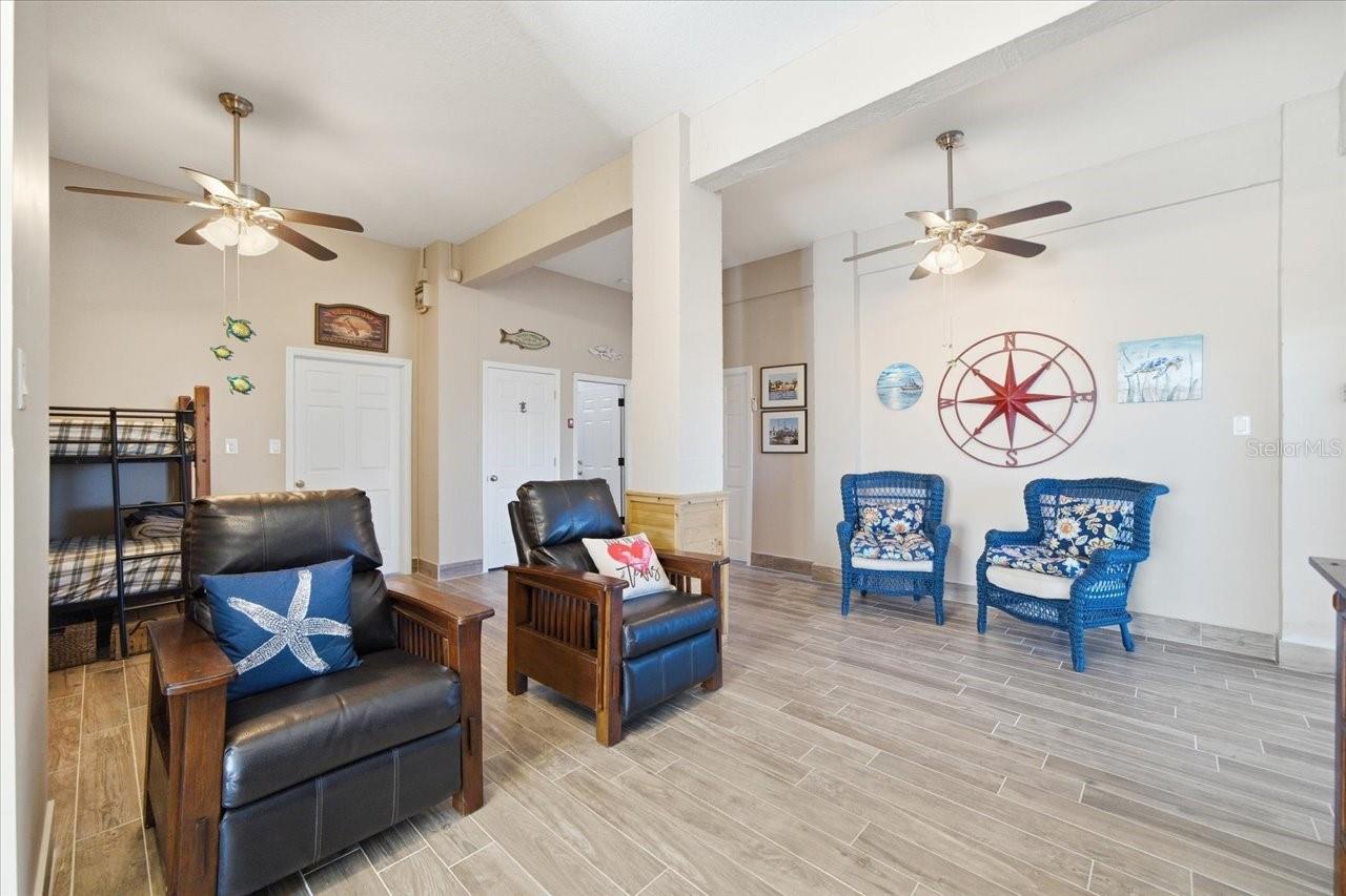 HERNANDO BEACH - Residential