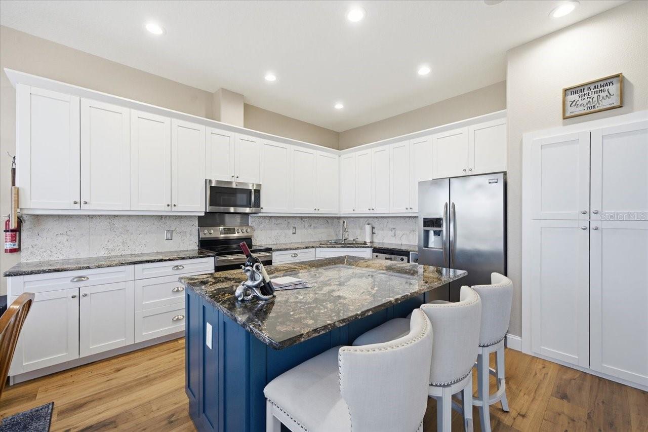 HERNANDO BEACH - Residential