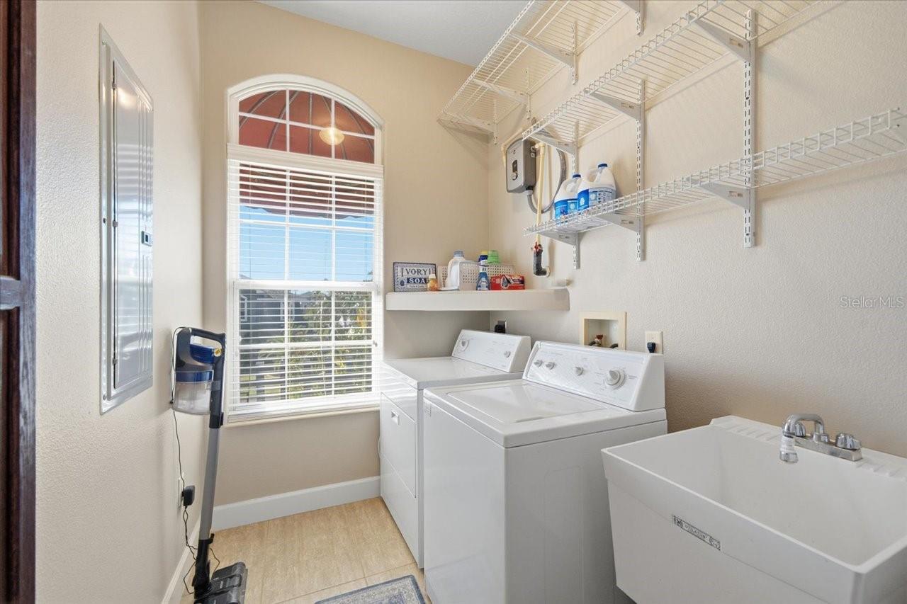 HERNANDO BEACH - Residential