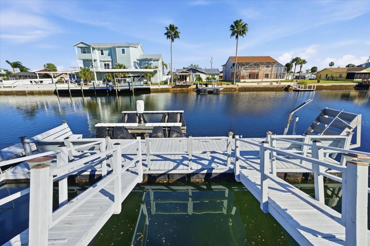 HERNANDO BEACH - Residential