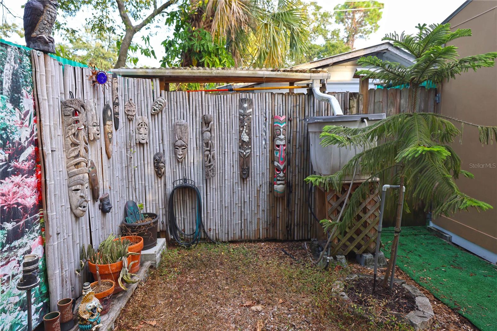 SUNNYBROOK - Residential