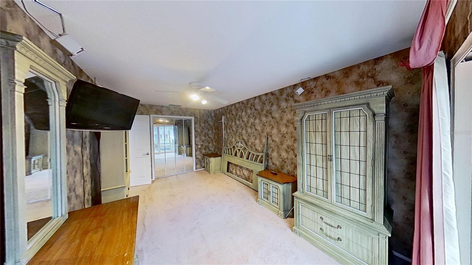 SUNNYBROOK - Residential