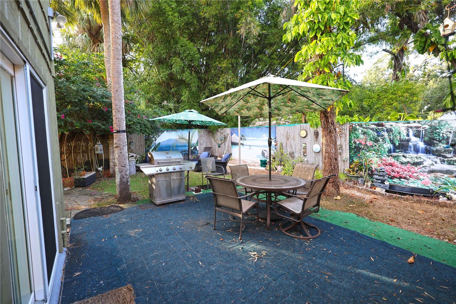 SUNNYBROOK - Residential