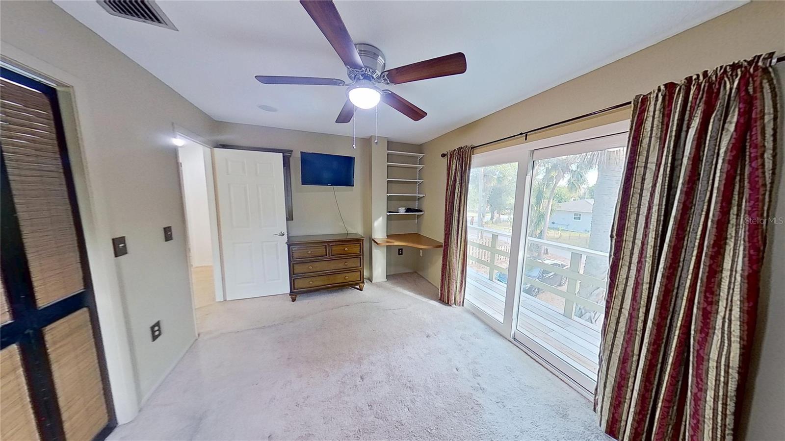 SUNNYBROOK - Residential